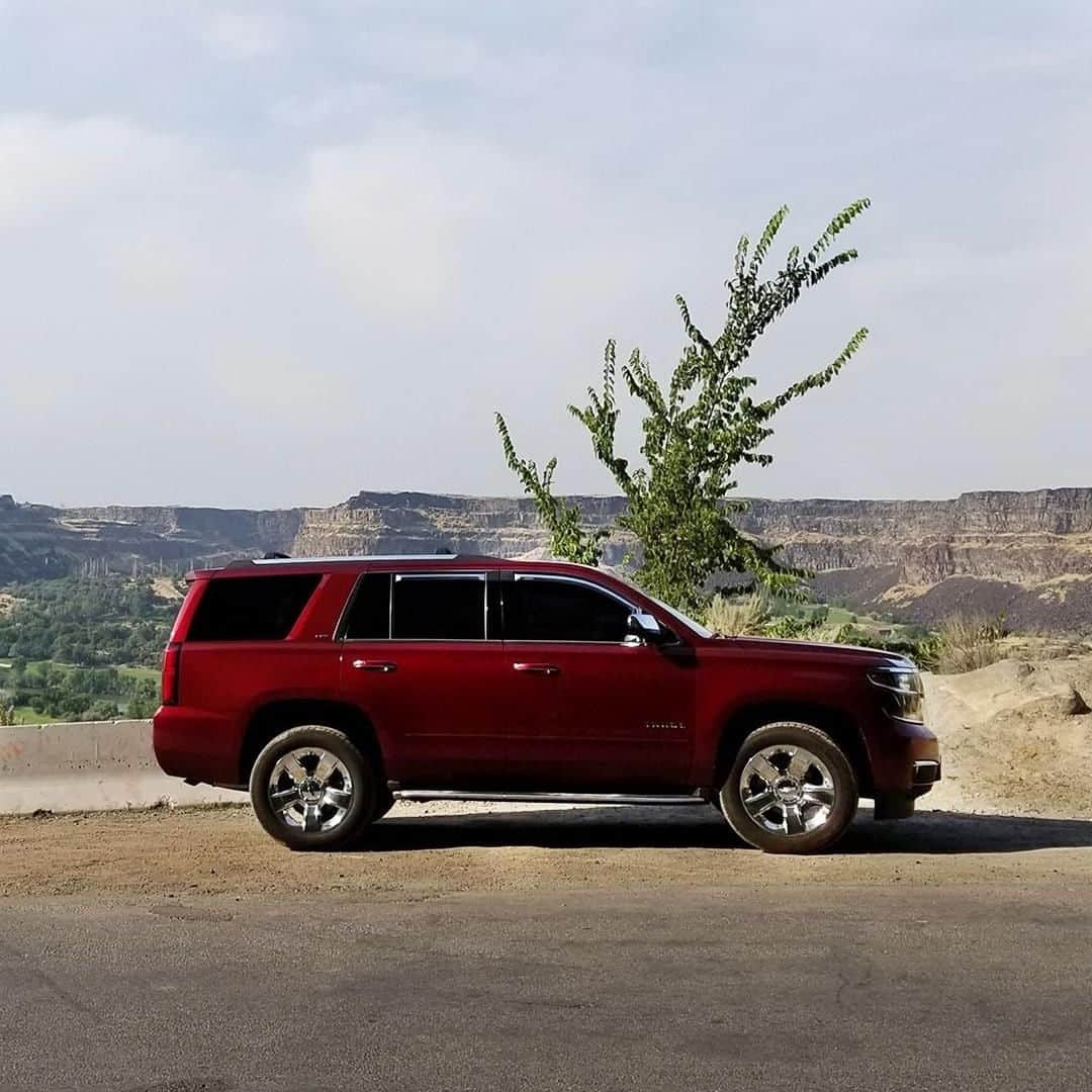 シボレーのインスタグラム：「No matter the adventure, #ChevyTahoe makes it one to remember.」
