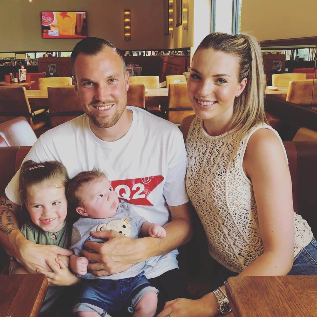 ケヴィン・グロスクロイツのインスタグラム：「Family ❤️❤️❤️❤️」