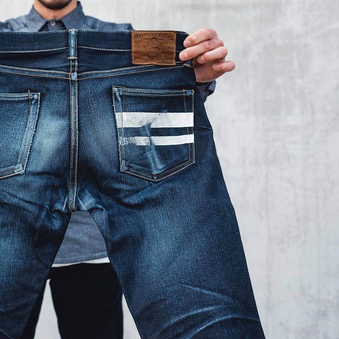 momotarojeansのインスタグラム：「Sweet fading by @robindenim  #kojima #kurashiki #okayama #jeans #denim #denimday #denimporn #denimhead #selvedge #selvage #selvedgedenim #selvedgeforum #denimevolution #selvedgemurah #unionspecial #goingtobattle #madeinjapan #japanesedenim #fading #naturalfading #madebyhand #madeinjapan #jeanslife #vintagejeans #fade #selvedge #mensweardaily」