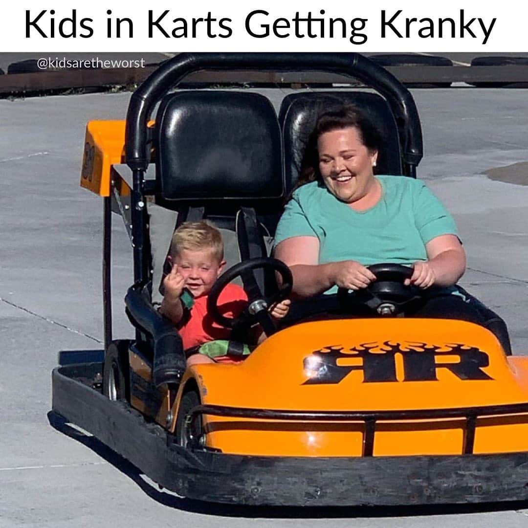 Kids Are the Worstさんのインスタグラム写真 - (Kids Are the WorstInstagram)「THIS is a 4-cylinder, gas-powered, lawn mower-engine kart in citrus orange which is perfect for my bird-flipping guest, Simon. I’m Jerry Seinfeld and THIS is Kids in Karts Getting Kranky. . (Please tell me you know the reference in the comments 🤣🥴 @jerryseinfeld @netflixisajoke ) 📷: @shannynmckinnon #kidsaretheworst」7月25日 1時45分 - kidsaretheworst