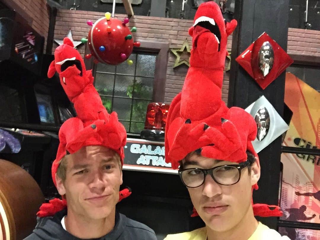 ジョーイ・ブラッグのインスタグラム：「Happy Birthday, @thelucasadams! You’re my best friend, squad mate, and resident story teller.  Never stop being who you are because I love every bit of it for the most part! Love you buddy. COD when I get back?」
