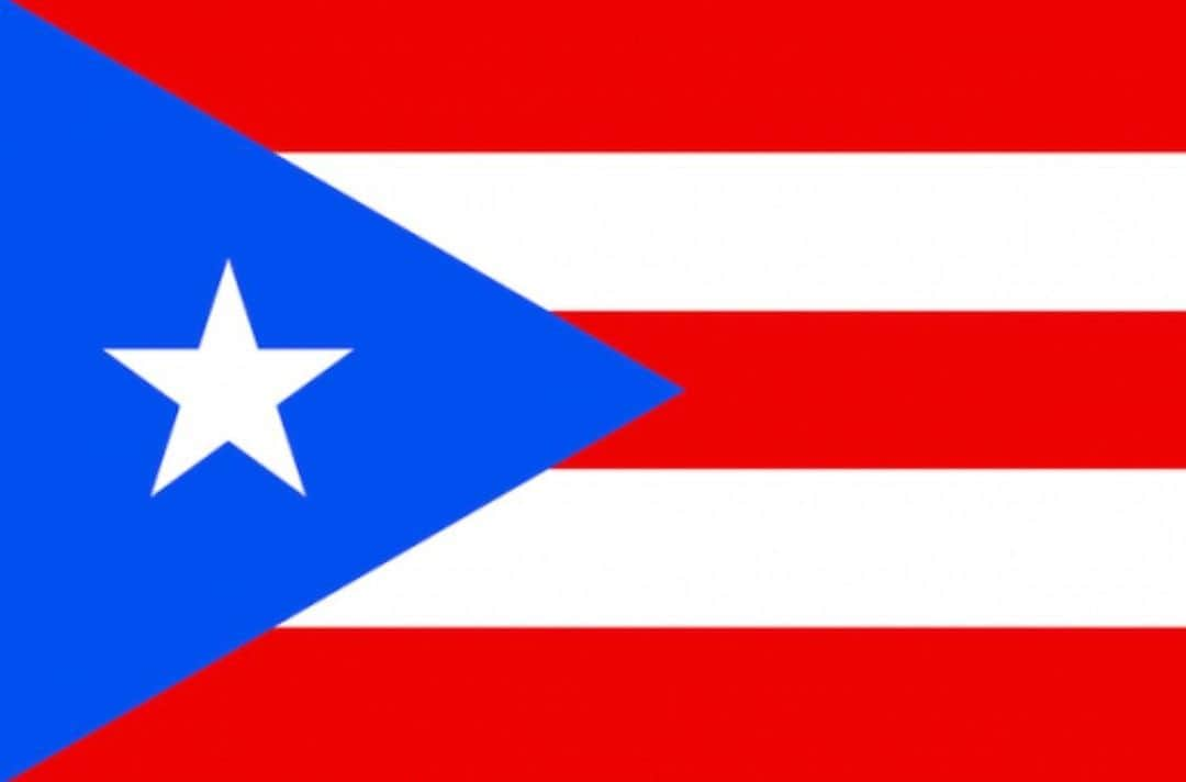 ダディー・ヤンキーさんのインスタグラム写真 - (ダディー・ヤンキーInstagram)「Hoy se impuso la dignidad de un pueblo. Qué Dios ilumine a #PuertoRico en este nuevo camino! 🙏🏽」7月25日 13時11分 - daddyyankee