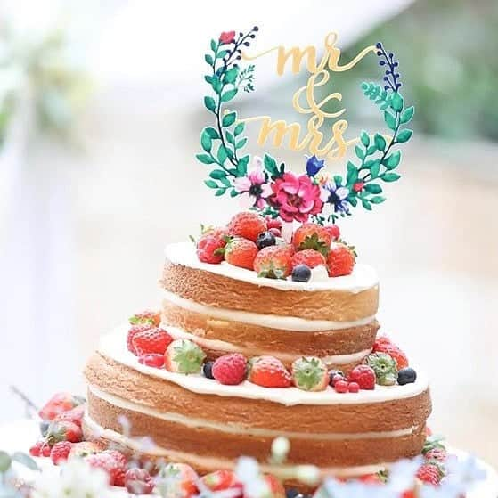 creema_weddingさんのインスタグラム写真 - (creema_weddingInstagram)「ゴールドの文字に植物をあしらったようなデザインのケーキトッパー。ナチュラルウェディングの装飾として活躍してくれそう。 . 【 結婚式 ウエディング ケーキ ブライダル ケーキトッパー リーフ mrmrs | ぷーさん 】 ▶︎詳細は画面をタップしてご覧いただけます . Creemaで見つけたあなただけのお気に入りを #my_creema のハッシュタグでぜひ投稿してください。ウェディング以外のCreema作品は @creemajp にてご覧いただけます。 . #creemaウェディング #creemawedding #ウェディング #ウエディング #オリジナルウェディング #ナチュラルウェディング #プレ花嫁 #花嫁 #結婚準備 #花嫁準備 #プレゼント #ケーキトッパー #ウェルカムアイテム #新郎新婦 #ウェディングケーキ #結婚祝い #ハンドメイド #手作り #クリーマ #ウェディングアイテム #handmade #handcraft  #wedding #weddinginspiration #instawedding #creema #weddingcake」7月25日 13時54分 - creema_wedding