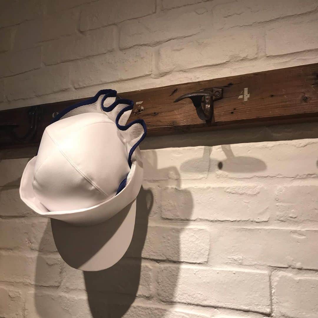 カミラフカのインスタグラム：「. Cocks cap . . #sale #hat #cap #kamilavka」