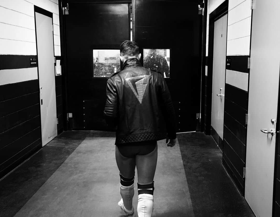 ファーガル・デヴィットさんのインスタグラム写真 - (ファーガル・デヴィットInstagram)「Summerslam....」7月25日 5時34分 - finnbalor