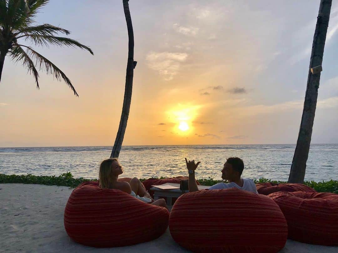 ジェニファー・ホーキンスのインスタグラム：「Memories! 🥰🥰🥰 (it’ll be the 3 of us next time, not 2- such a surreal thought!!)」