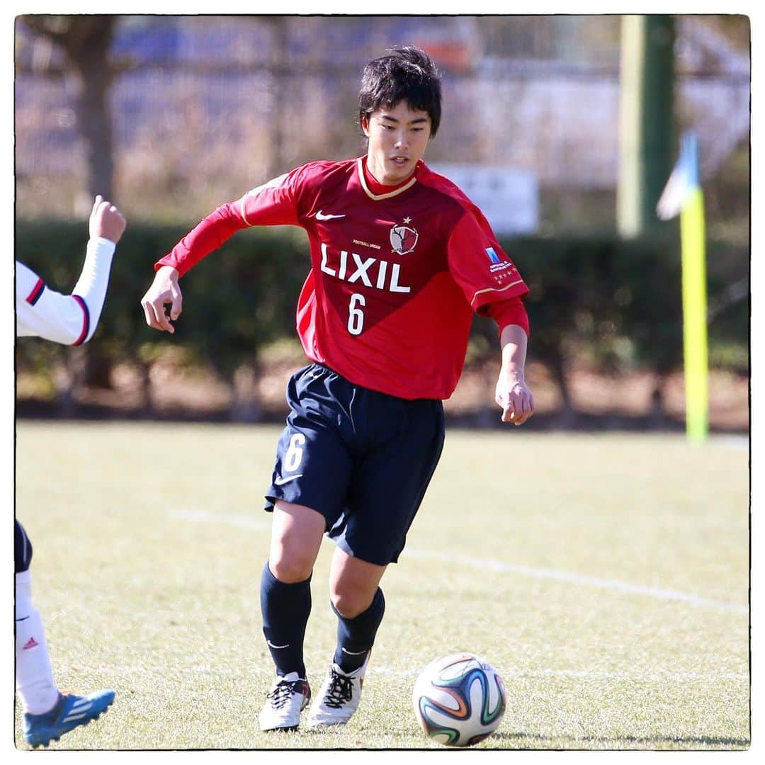 鹿島アントラーズさんのインスタグラム写真 - (鹿島アントラーズInstagram)「今日は、佐々木選手の誕生日です！  写真は、ご両親から！  ハッピーバースデー、翔悟！活躍に期待します！  #鹿島アントラーズ #kashimaantlers #佐々木翔悟 #誕生日 #おめでとう #happybirthday #佐々木選手の #ご両親 #写真 #ありがとうございました」7月25日 7時54分 - kashima.antlers