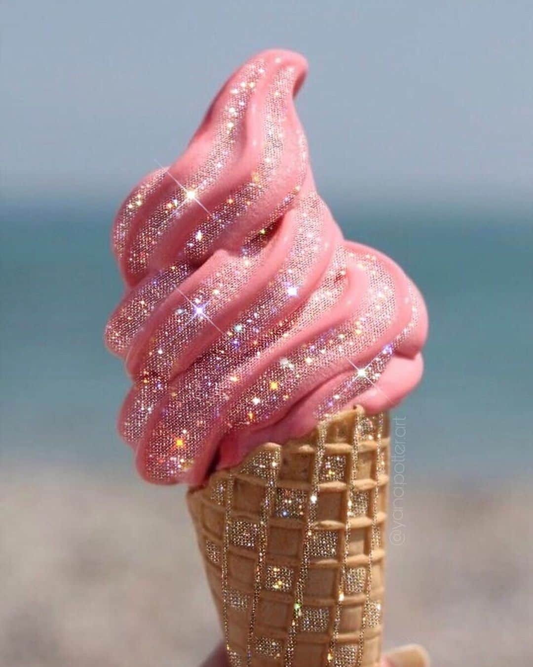 のインスタグラム：「Treat yo'self. 📷: @yana.potter.art #inspo #icecream #summer #sparkle #glitter #yum #summersnack」
