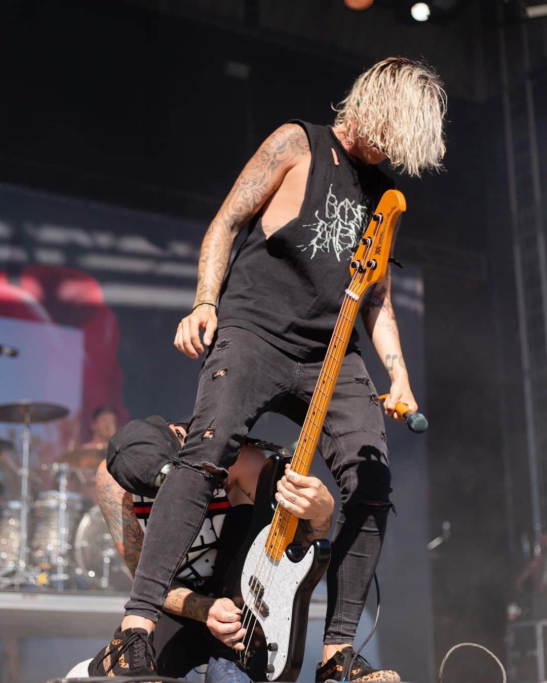 ジャスティン・ヒルズのインスタグラム：「Poppin’ boners in Idaho! Photos: @itsdannytodd @rockstardisrupt #boise」