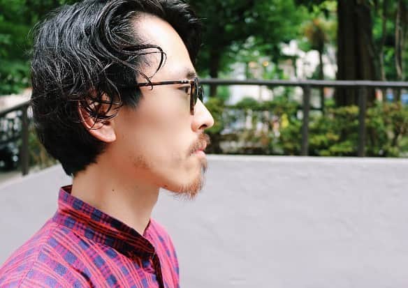 のインスタグラム：「Today's SNAP SHIBUYA staff: Sonoda #shibuyasonoda  #eyewear  #sunglasses #lunor @lunorag  #staffsnap  #staffphoto #メガネ男子  #ootd  #ootdfashion #fashion #snap #store  @globespecs_official  #tokyo  #opticalstore #wholesalebrand  #anneetvalentin #lunor #lescalunetter #robertmarc #laloop #dianetaylor  #gernotlindner  #robertmarcnyc  #ahlem」