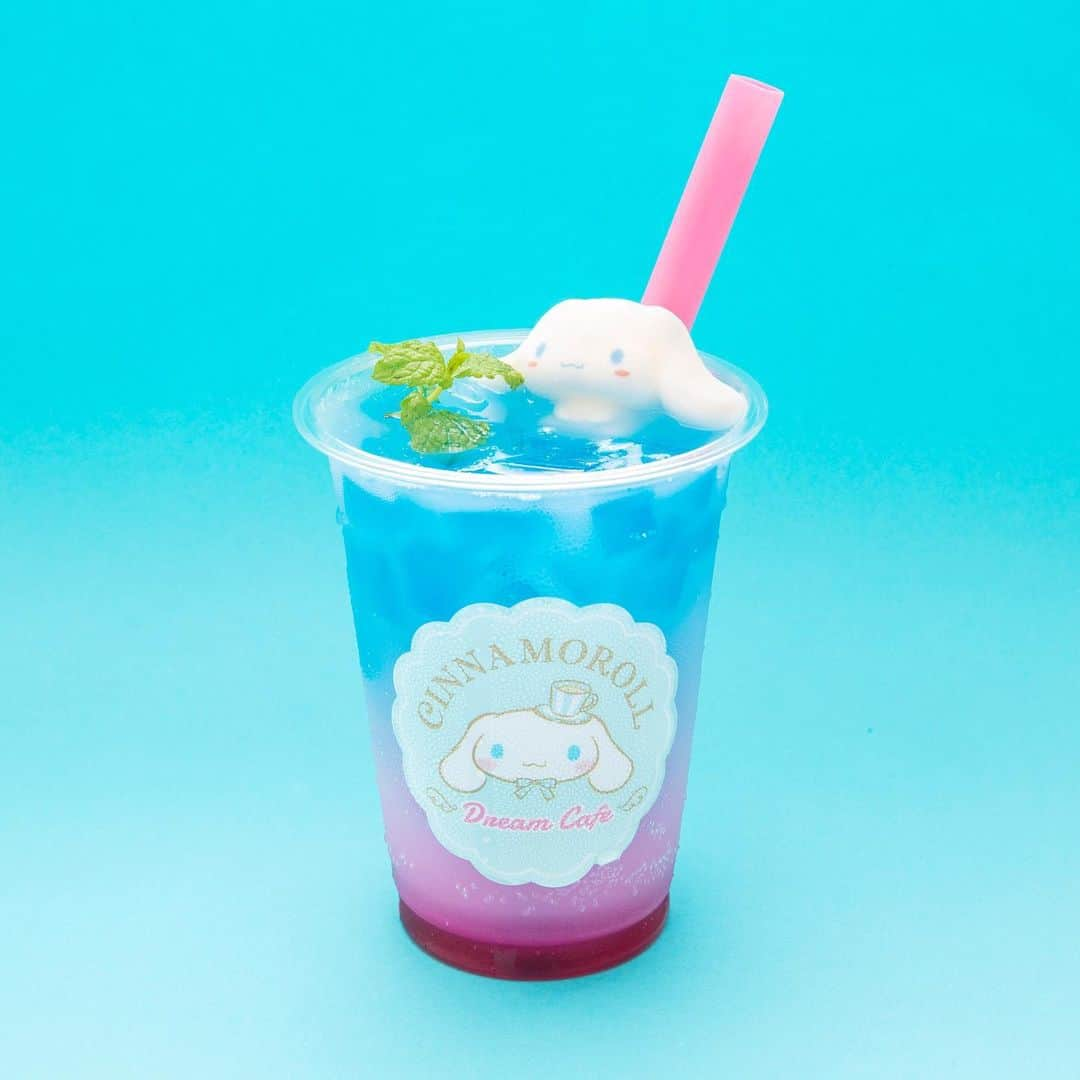 Sanrio Purolandさんのインスタグラム写真 - (Sanrio PurolandInstagram)「2019/6/21(金)にリニューアルオープン🎊した「シナモロールカフェ」では新メニューも続々と登場！ シナモロールと仲間たちの、キュートでおいしいスイーツをお楽しみください💘  ピューロランドでステキな写真が撮れたらハッシュタグ「#ピューロジェニック 」をつけて投稿してね！  #サンリオピューロランド #ピューロジェニック #シナモロール #シナモン #シナモロールドリームカフェ #シナモロールカフェ #ふわもこタウン #かふぇめぐり #今日のおやつ #キャラカフェ #持ち画 #キャラフード#テーマパーク #インスタ探検隊#お出かけスポット #おでかけ #映えスポット #ミーハー女子 #フォトジェニック #素敵な休日 #お休みの過ごし方 #プチ旅行」7月25日 11時11分 - purolandjp