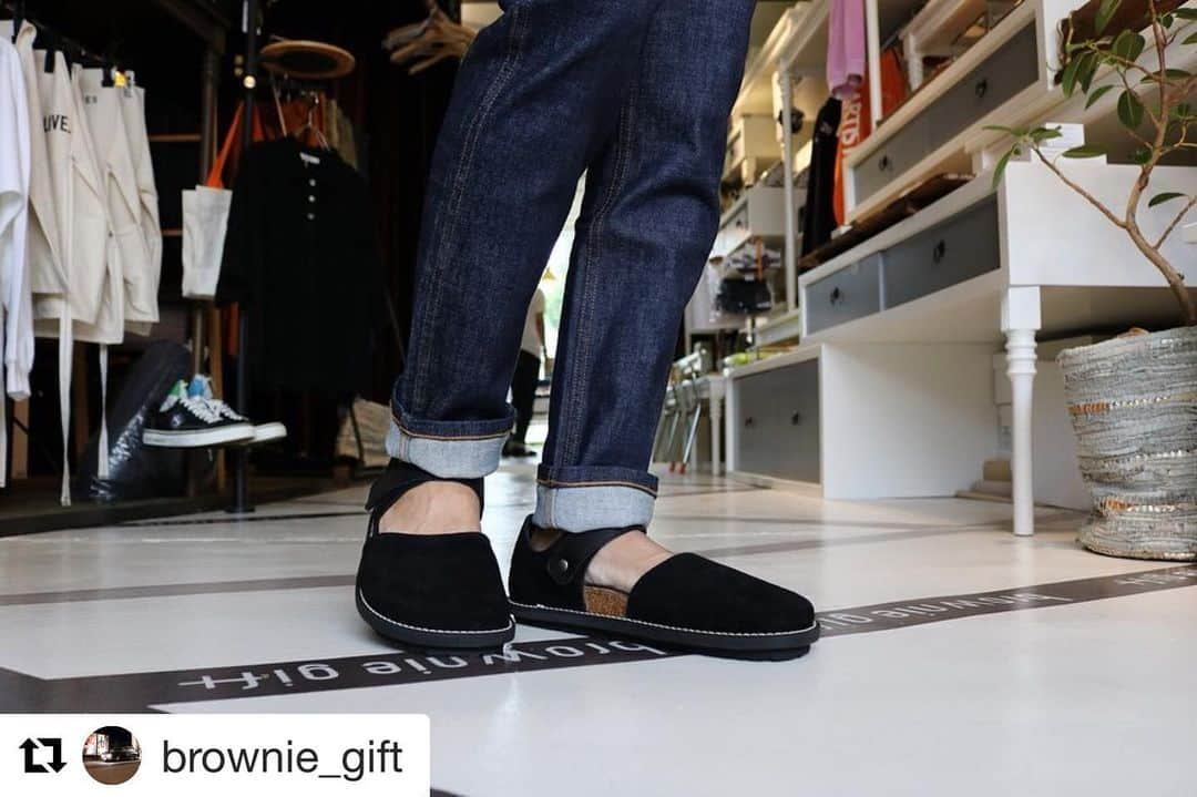 アールエフダブリューさんのインスタグラム写真 - (アールエフダブリューInstagram)「#Repost @brownie_gift with @get_repost ・・・ RFW・PUFFIN １  当店では初入荷となるこちらのワンストラップサンダル。 正直、大推薦です💮  #RFW#rfwtokyo#rhythmfootwear#newarrivals#2019SS#kicks#shoes#browniegift#ブラウニーギフト#ホワイトストリート#ギフト#ギフトショップ#セレクトショップ#贈物#佐鳴台#浜松#浜松市#静岡#浜松雑貨#浜松セレクトショップ#インテリア#gift#fashion#intelier#浜松#浜松市#静岡#サンダル#お洒落さんと繋がりたい」7月25日 12時21分 - rfwtokyo