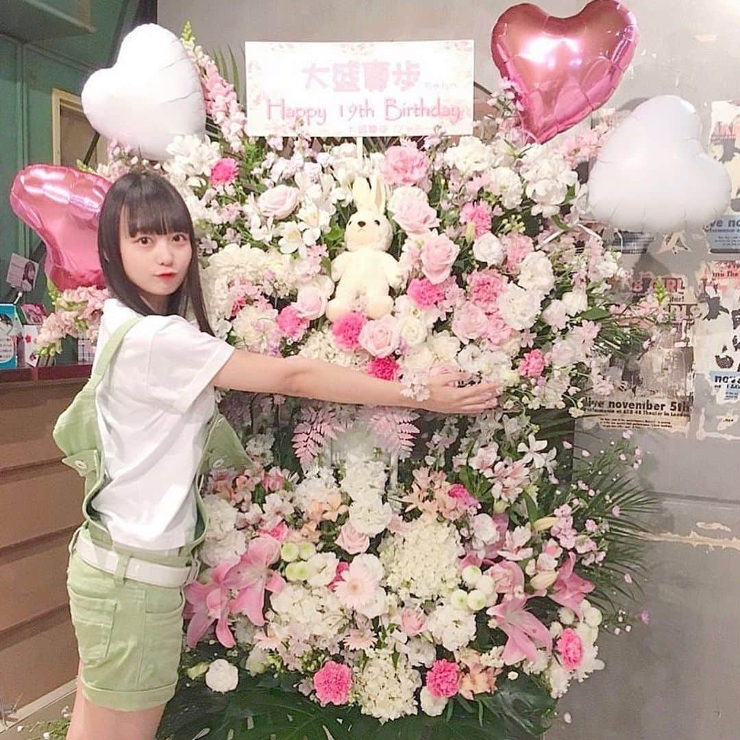 大盛真歩さんのインスタグラム写真 - (大盛真歩Instagram)「♡ . . . #大盛真歩 #生誕祭 #スタンドフラワー #パジャマドライブ公演  #1人衣装図鑑」7月25日 22時48分 - maho_usagi