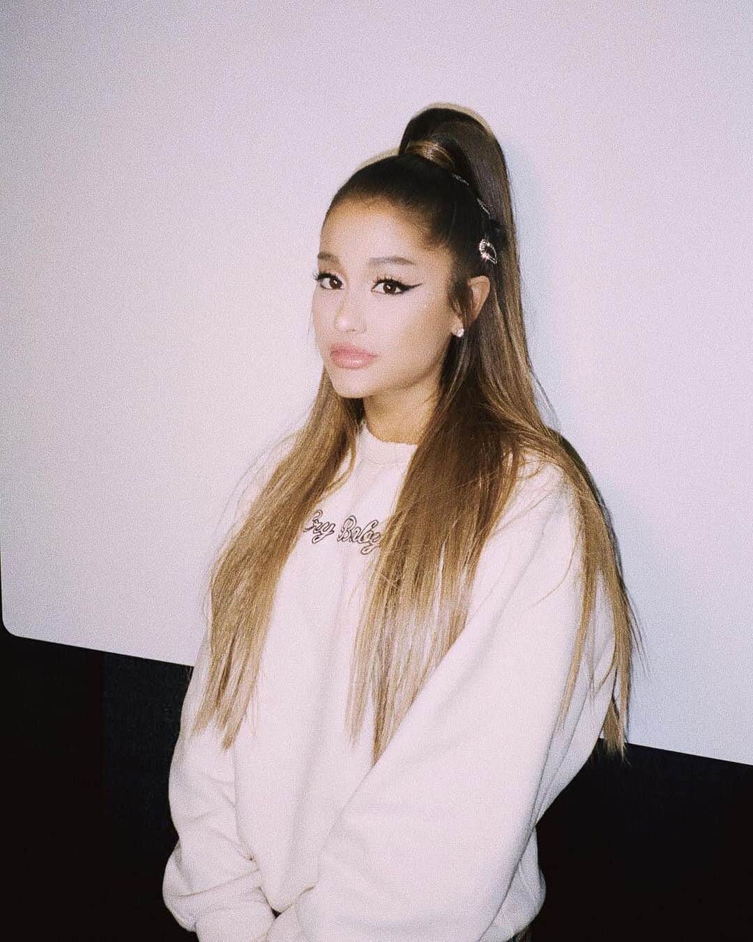 Teen Vogueさんのインスタグラム写真 - (Teen VogueInstagram)「Ariana Grande and Kim Kardashian both appear to have spoken out about the Marcus Hyde nude-photo allegations. Read more at the link in bio.」7月25日 23時09分 - teenvogue