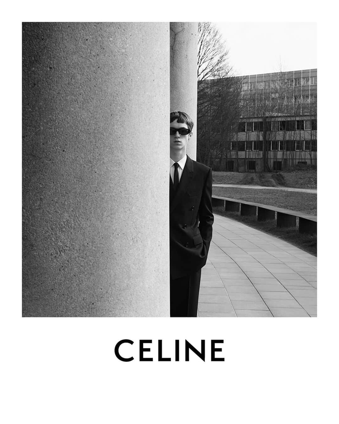 Celineさんのインスタグラム写真 - (CelineInstagram)「CELINE MEN WINTER 19  TOBIAS PHOTOGRAPHED IN BERLIN IN MARCH 2019  AVAILABLE NOW IN STORE AND AT CELINE.COM  #CELINEBERLIN #CELINEBYHEDISLIMANE」7月25日 14時51分 - celine