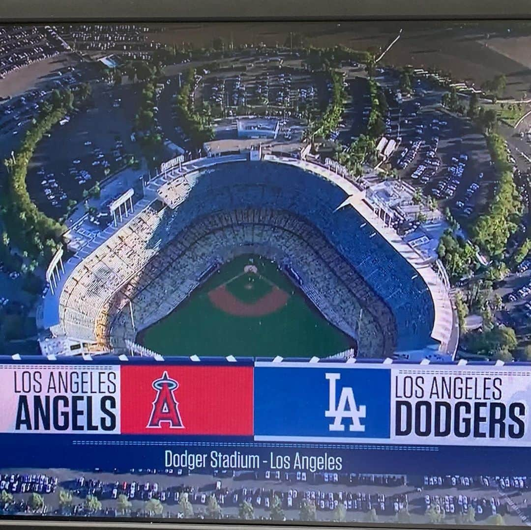 多村仁志さんのインスタグラム写真 - (多村仁志Instagram)「#⚾️ #JAPANNIGHT #MLB #dodgers × #angels #interleagueplay #freewayseries #国歌演奏 #🎸 #MIYAVI #dodgerstadium 11:07～ #DAZN #解説 #HitoshiTamura」7月25日 15時05分 - hit_tamu