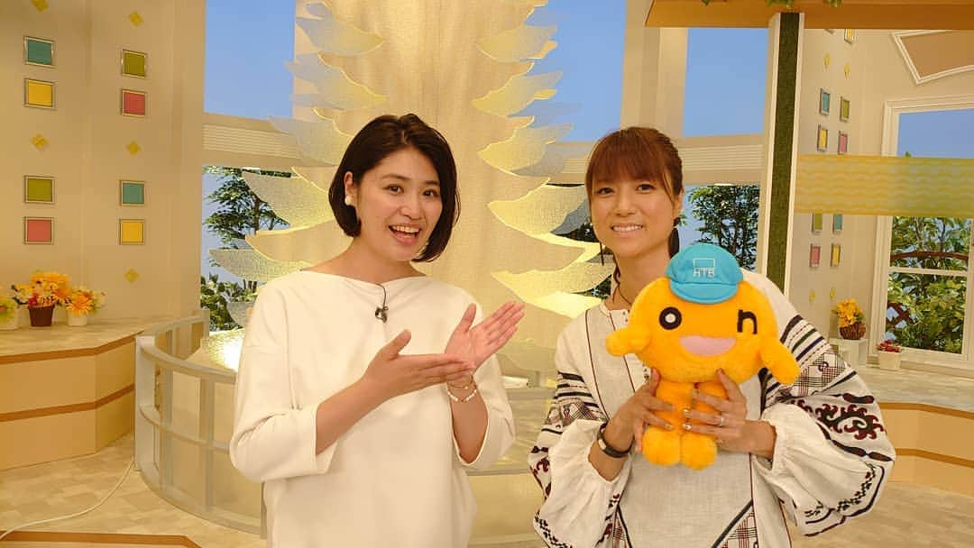 北海道テレビ「イチオシ！モーニング」さんのインスタグラム写真 - (北海道テレビ「イチオシ！モーニング」Instagram)「さきほど歌手の #hitomi さんが HTBに来てくださいました✨  先月28日にリリースされた #LOVE2020 についてはもちろん！ ママとしての素顔や 愛について💓 大野アナが  グイグイうかがっています。  放送は29日(月)の #イチモニ です☀️ そして！hitomiさん あす26日(金)には #くしろ霧フェスティバル にご出演されるそうです🌈 美声&美貌をぜひ生で、ご堪能ください✨✨ #愛はどこからやってくるのでしょう #LOVE2000 #大野恵 #ジャスト世代」7月25日 15時37分 - htb_ichimoni