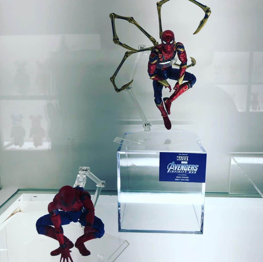 三上市朗のインスタグラム：「今年もメディコムトイのエキシビジョンへ！ #メディコムトイ  #メディコムトイエキシビジョン」