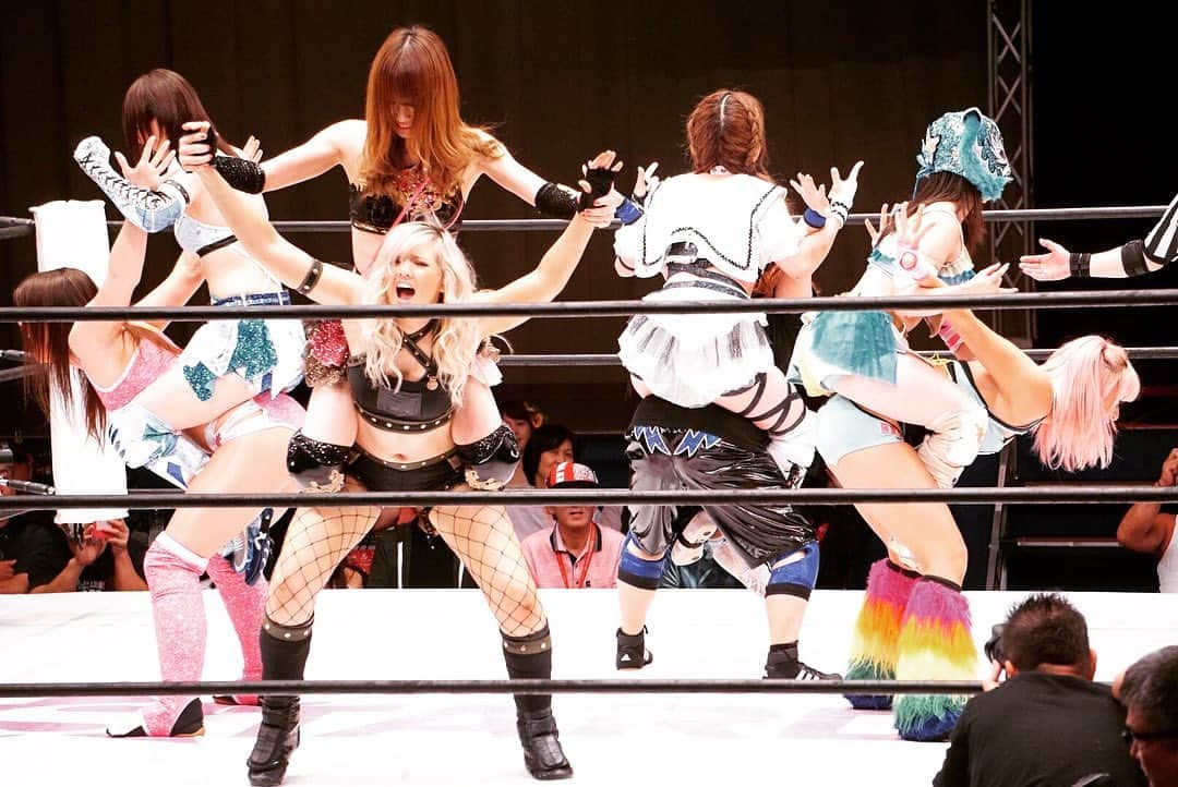 スターライト・キッドさんのインスタグラム写真 - (スターライト・キッドInstagram)「2019.7.24 in Kourakuen vs Hana Kimura&DEATHyamasan&Bobby&Zoe Team Mayu Iwatani&Saki Kashima&Tam Nakano  DEATH山さんに勝ちました！！ だからハイスピードの挑戦表明させて頂きました。 するとそこへ里歩選手が… 詳しくはTwitter見てね！！！ #スターダム #スターライトキッド #勝ちました #挑戦 #ハイスピード」7月25日 16時04分 - stardom_starlightkid