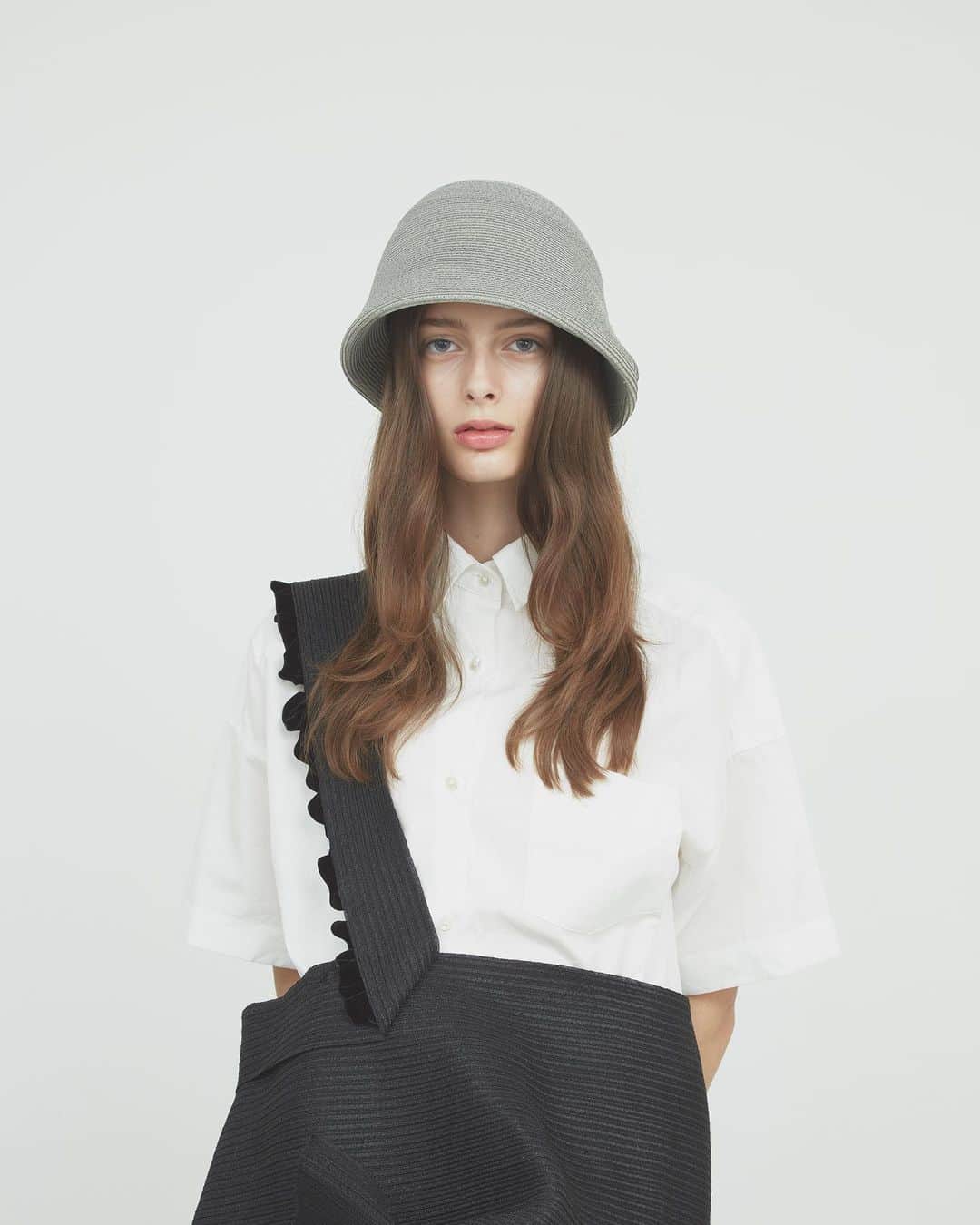 カミラフカのインスタグラム：「. ripple . 2buy more = 10%off . . #sale #hat #cap #kamilavka」