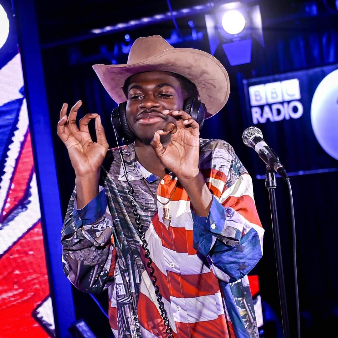 BBC Radioさんのインスタグラム写真 - (BBC RadioInstagram)「@lilnasx knowing he was about to drop #SeoulTownRoad with RM 💜🐎 @bts.bighitofficial」7月25日 17時06分 - bbcradio1