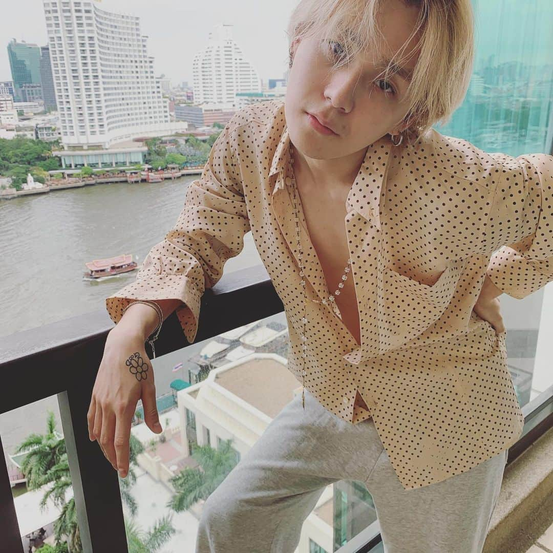 イドンさんのインスタグラム写真 - (イドンInstagram)7月25日 17時48分 - hyojong_1994