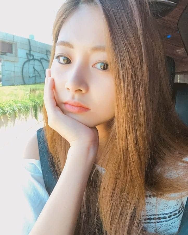 TWICEさんのインスタグラム写真 - (TWICEInstagram)「Thank u 💟 #Twicelights#Worldtour」7月25日 18時11分 - twicetagram