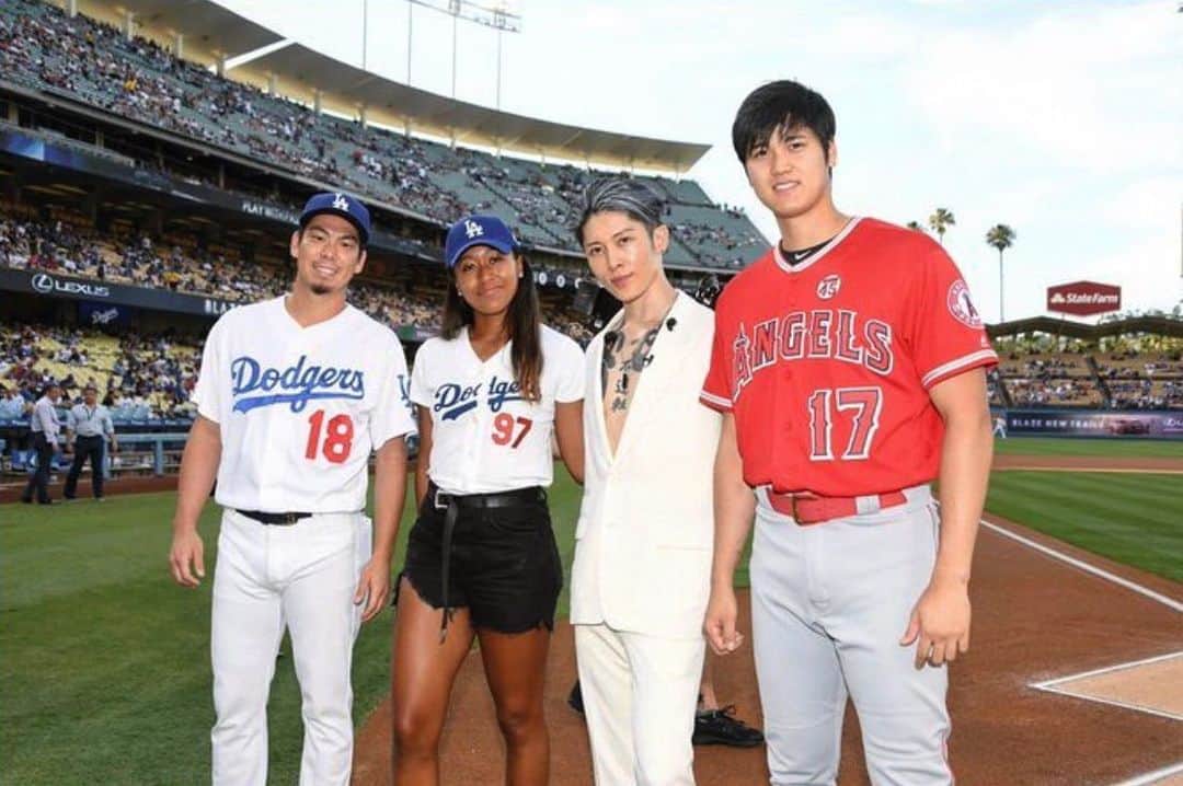 雅-MIYAVI-さんのインスタグラム写真 - (雅-MIYAVI-Instagram)「With Kenta Maeda, Naomi Osaka and Shohei Otani @ Dodger Stadium’s Japan Night. 世界の第一線で戦うこの三方とお会いでき、パワーをもらいました。BIG RESPECT 🙌🏻🙌🏻😌🇯🇵 Photo courtesy of the Los Angeles Dodgers @dodgers」7月25日 18時21分 - miyavi_ishihara