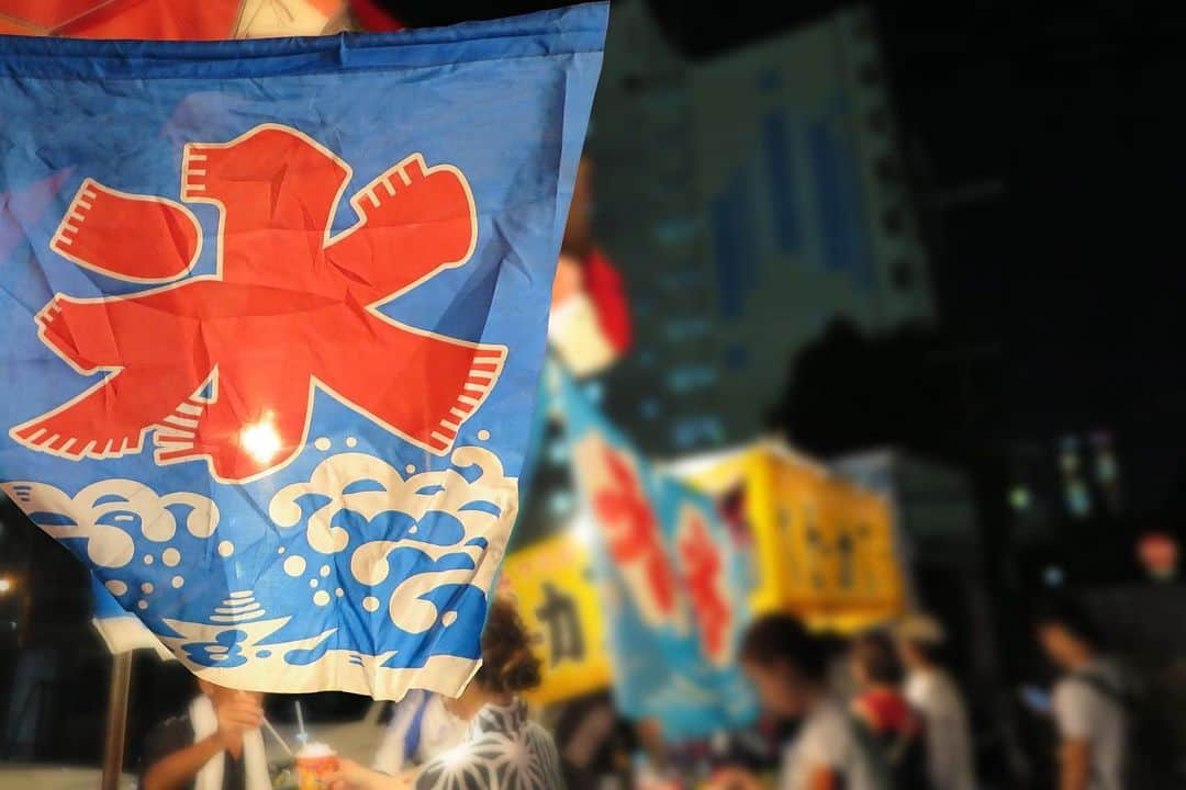 The Ritz-Carlton, Osakaさんのインスタグラム写真 - (The Ritz-Carlton, OsakaInstagram)「日本三大祭のひとつ、「天神祭り」の最後を飾るのは本日、２５日の「天神祭奉納花火」。 舟のかがり火と、夜空にあがる花火の織り成す幻想的な光景ご覧いただけます。 . . One of Japans top three festival, Tenjin Matsuri’s finale is celebrated tonight with thousands of food stalls, boat crossings, and stunning fireworks display. Join us in Osaka to experience an exceptional festive environment! . . . . . . . . . . . #RCMemories #theritzcarltonosaka #osaka #japan #hotels #luxury  #japan_vacations #hotelroom #hotellife #beautifulhotels #travelandleisure #besthotels #luxurytrip #beautifuldestinations #luxurydestination #wonderfulplaces #traveltheworld #luxuryhotel #luxuryworldtraveler #hotelsandresorts #beautifulhotels #大阪 #ザリッツカールトン大阪 #リッツカールトン大阪 #天神祭 #tenjinmatsuri」7月25日 18時25分 - ritzcarlton.osaka