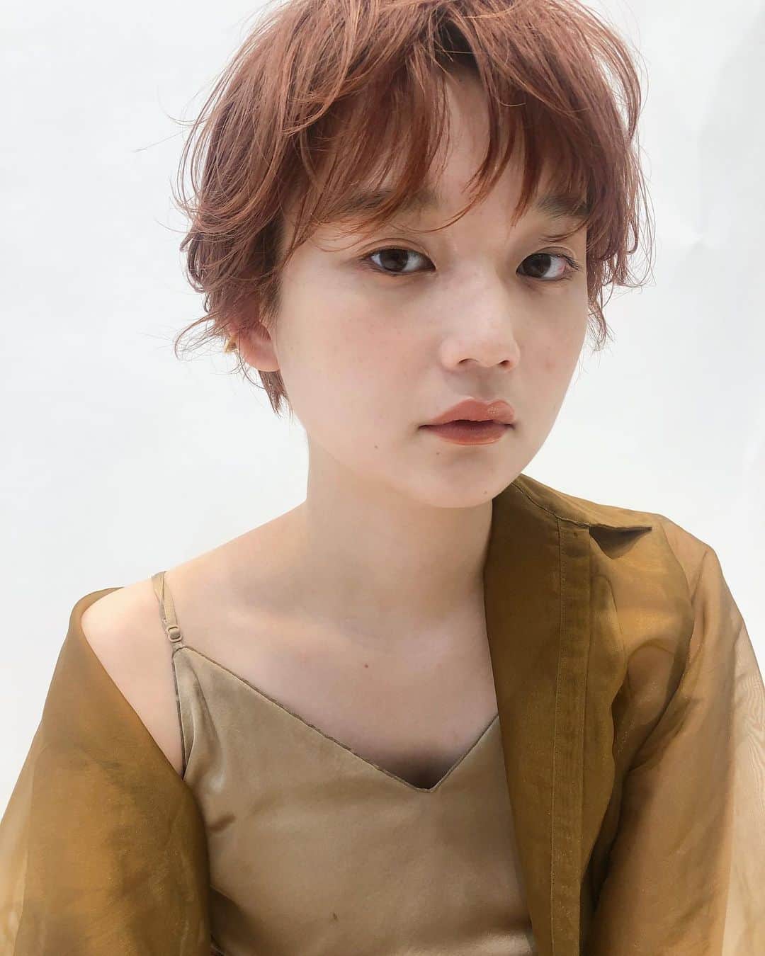 野々口祐子のインスタグラム：「先日、MILBON @milbon.corporate さんのカラーセミナーをやらせていただきました🍊✨ 私はオレンジベージュカラーを提案🧡  少しでも明日につながるものをと米澤 @kaori_yonezawa と2人で考えてみなさんにお伝えしました😊  来て下さった皆さま 本当にありがとうございました！！ . . #syan_tokyo #セミナー #ミルボン #オレンジベージュ」