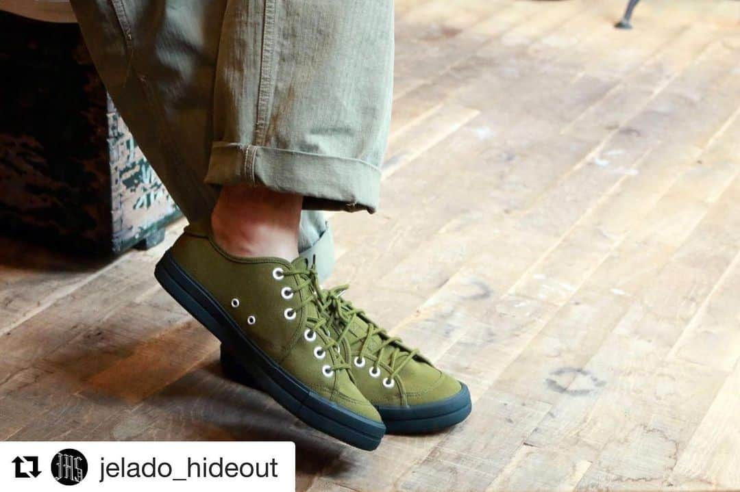 アールエフダブリューさんのインスタグラム写真 - (アールエフダブリューInstagram)「#Repost @jelado_hideout with @get_repost ・・・ 新色登場👟🌳 RFW SANDWICH-LO HERITAGE Olive ￥11,000+Tax . 様々な履きこなしができ、洗練された大人のスニーカー。 webにも掲載です🙌🙏 . ☎︎お問合せ↓ 03-6450-6217 . #rfw #rfwjapan  #jelado #johngluckow #JHS #hideout #hideoutstore  #jeladohideout #jeladohideoutstore  #harajuku #catstreet  #tokyo #japan #madeinjapan」7月25日 18時34分 - rfwtokyo