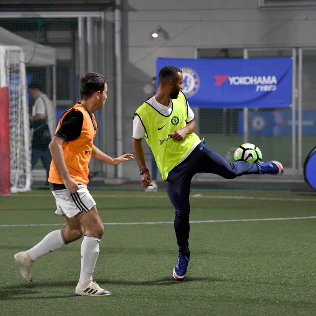 チェルシーFCさんのインスタグラム写真 - (チェルシーFCInstagram)「When one of the world’s greatest ever left-backs plays in your five-a-side team! 🙌 @theofficialac3 #CFCinJapan #CFC #Chelsea」7月25日 18時55分 - chelseafc