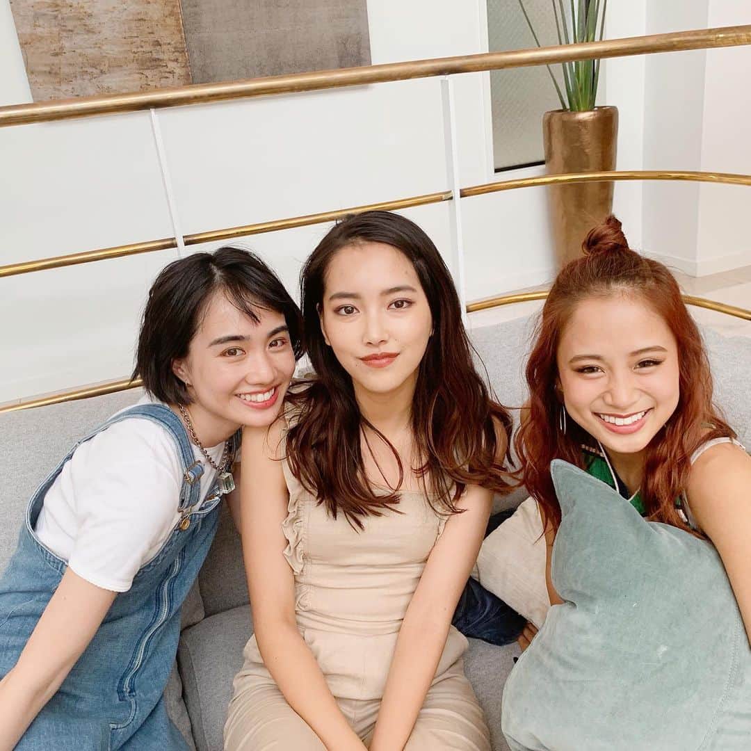 のインスタグラム：「ストーリーズでもupしましたが、発売中の9月号では #テラハ 女子メンバー3人のインタビュー企画も💛﻿ ﻿ JJ編集部にも熱狂的なファンが多いのですが、「読んでから見ると面白さ100倍！」という噂も🤫﻿ ﻿ ぜひチェックしてみてくださいね！﻿ ﻿ #JJmag﻿ #JJ9月号﻿ #テラスハウス」