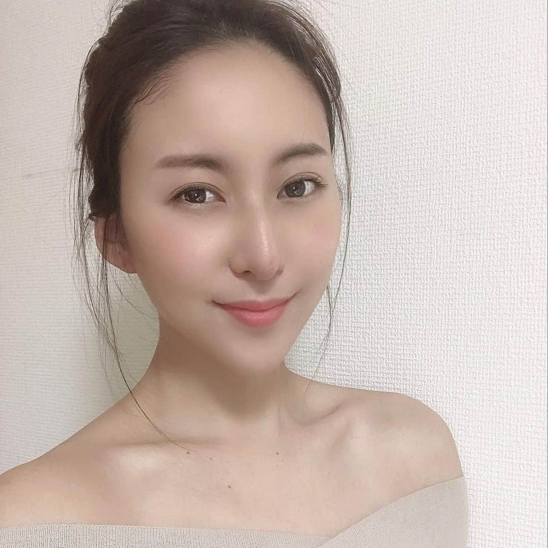 松下紗栄子のインスタグラム：「明日は朝からお仕事なので 早めに寝ます★  #matsushitasaeko#松下紗栄子  #マツシタサエコ」