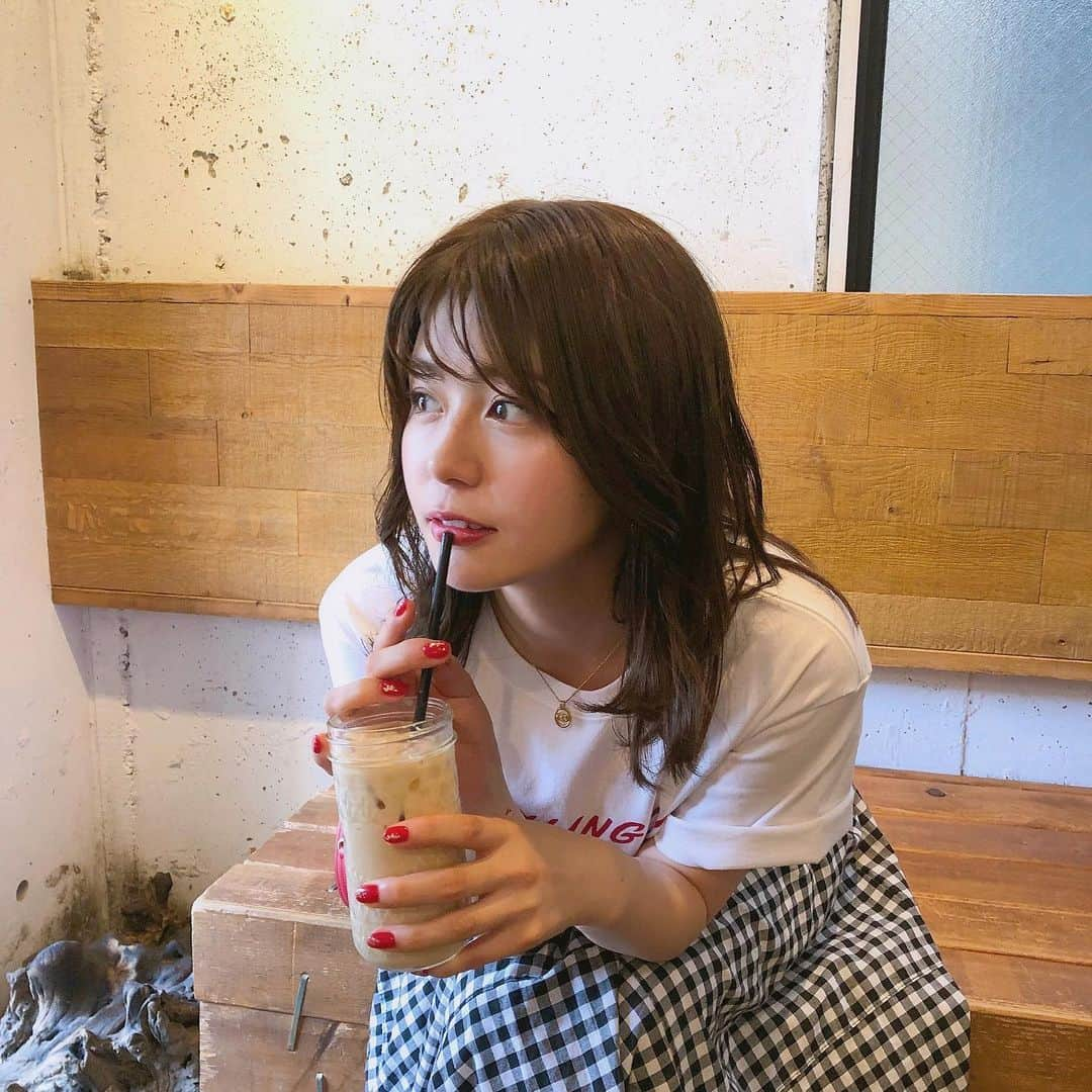 井口綾子さんのインスタグラム写真 - (井口綾子Instagram)「・ 夏になるとアイスラテ飲みたくなる🥺！ 今夜23:56〜 MBS「メッセンジャーの〇〇は大丈夫なのか？」みてくださいね☺️💖」7月25日 21時21分 - ayako_inokuchi