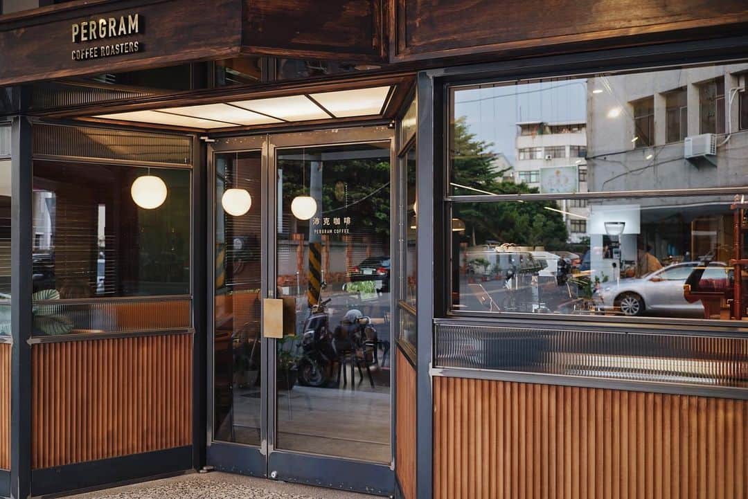 言身寸 in Tainan, Taiwanのインスタグラム