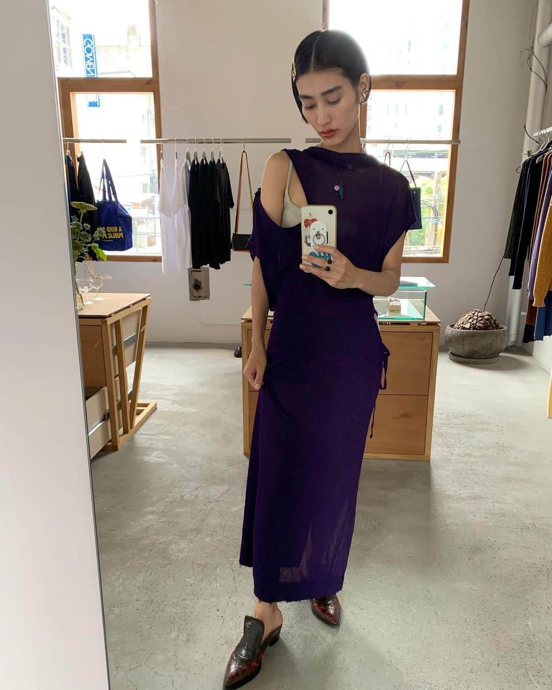 浦川望美さんのインスタグラム写真 - (浦川望美Instagram)「この間。 袖を通す毎に紫が好きだった祖母を思い出すドレス。 #marquesalmeida #driesvannoten」7月25日 21時27分 - noz_omi
