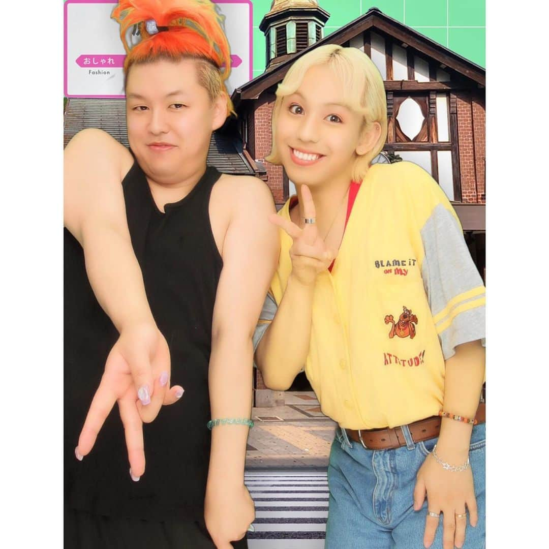 ぺえさんのインスタグラム写真 - (ぺえInstagram)「りゅうちぇると初プリ🦍👱🏻‍♂️ #りゅうちぇると原宿散歩 #私たちの聖地#原宿#竹下通り #プライベートで2人で竹下通りを歩いたのは初めて #そして初プリ#初めてのプリクラ #いつかぺことリンクと4人でも撮りたいな #プリ撮ってクレープ食べました #高校生のような遊び方をしました #久々に食べた原宿のクレープで胃もたれ #3年前は永遠に食べられたのに #プリ機の中暑すぎて途中でタンクトップになった #最近どんな気温でも暑い #常に汗だく#いつも汁だく #太ったからだよってコメント禁止 #あと腕太いってコメントも禁止  #健康的な腕ですね#迫力のある腕ですね#腕にパワーを感じます#とかだったらまだ許す #豪快な腕ですねはアウト  #私たちの原宿散歩の様子はりゅうちぇるのYouTubeチャンネルで見れるよ #親友とのコラボ動画 #原宿で恋愛と幸せについて不気味に語ってます #少し不気味ですが大変おもしろい動画になってます #何度も見てくれたら嬉しいです #暗い話もしているのでコメントで勇気づけてください #どうかよろしくお願いします」7月25日 21時56分 - peey