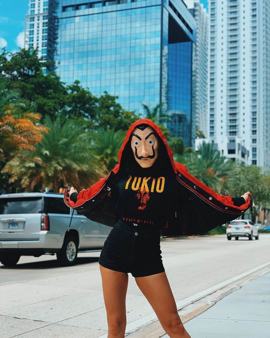 ディーゼルのインスタグラム：「@lagaita is taking the band look to the streets. #DieselxLCDP . . #regram @lagaita “Quiéres ser parte de la banda también? @diesel #dieselxlcdp Y ahora... para el teatro!!!! Nos vemos esta noche MIAMI!!!!!”」