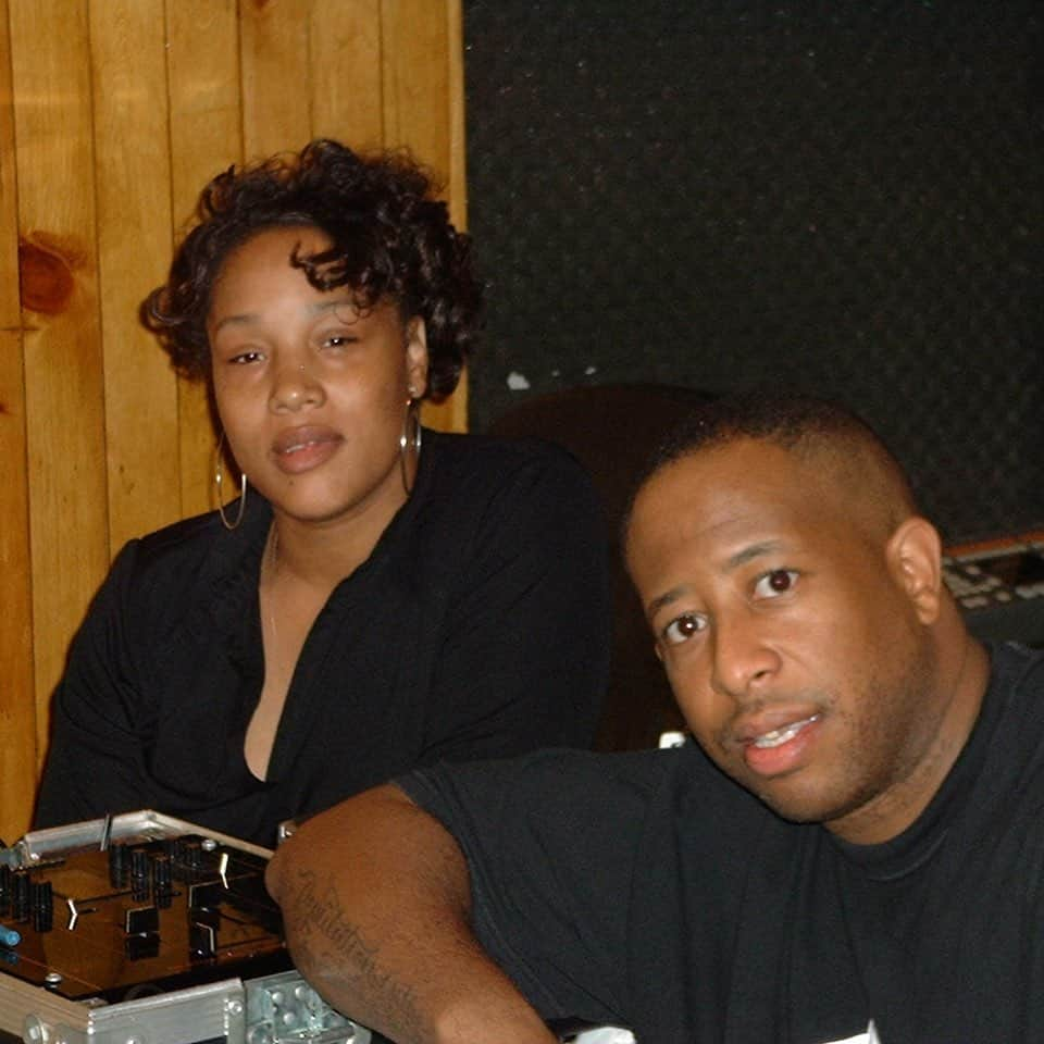 DJプレミアさんのインスタグラム写真 - (DJプレミアInstagram)「#tbt [1999]... The Legend Emcee LADY OF RAGE... @theladyofrage_ AT D & D Studios, NYC.」7月26日 7時44分 - djpremier