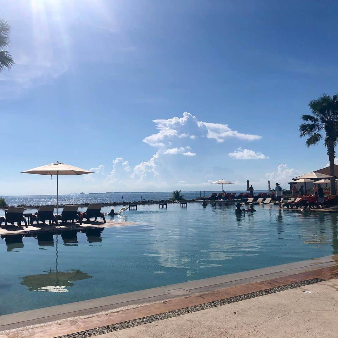 マリッサ・キングさんのインスタグラム写真 - (マリッサ・キングInstagram)「Mexico so far my skin, mind, body and eyes love you 😍 I can’t believe I’ve never come here until now #vacation #Cancun #lushdays #SecretsPlayaMujeres」7月26日 8時00分 - marissapking