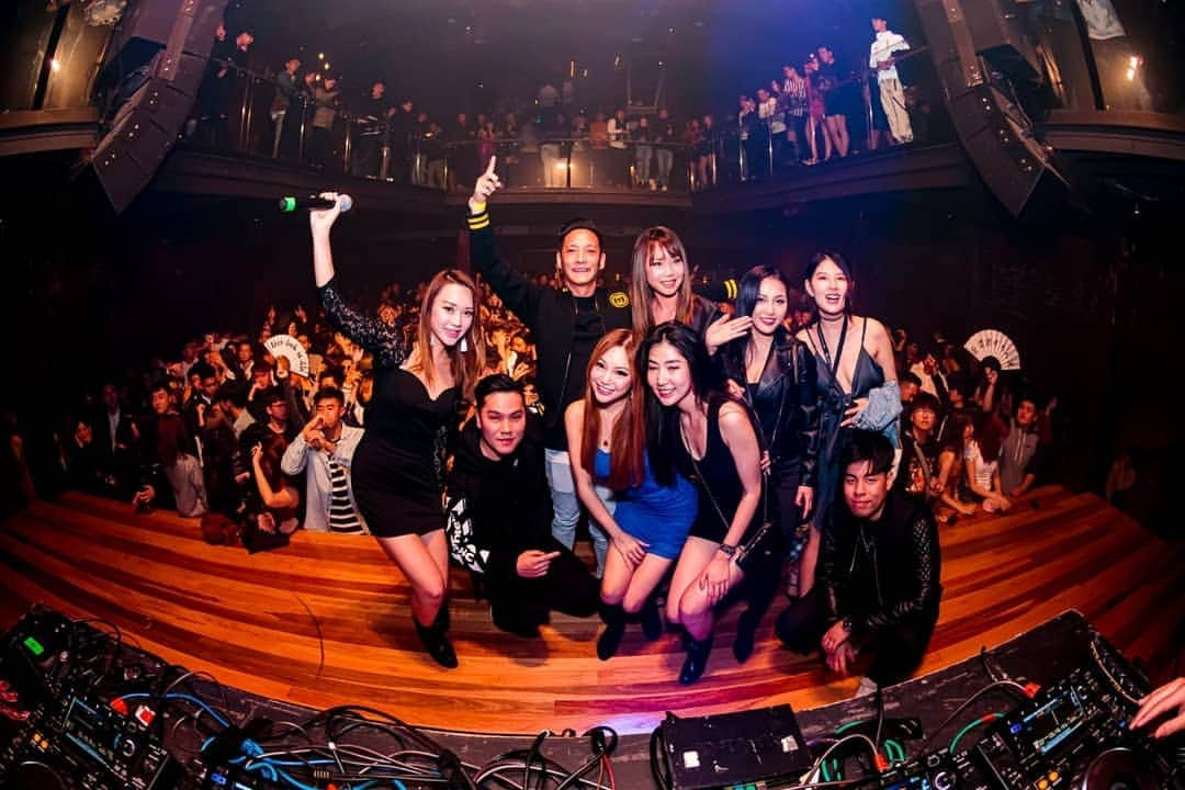 Nicole Chenさんのインスタグラム写真 - (Nicole ChenInstagram)「Amazing Gig last weekend at @opmbrisbane it was amazing . Crowd was so fun #dj #brisbane #nicolechen #opmbrisbane」7月26日 0時19分 - nicolechen.tv