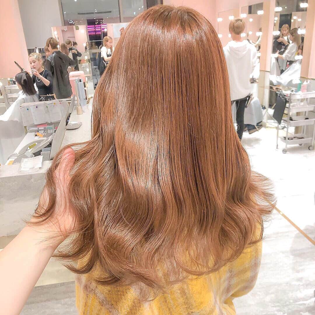 原涼香のインスタグラム：「ㅤㅤㅤㅤㅤㅤㅤㅤㅤㅤㅤㅤㅤ Orange beige 🍯🍯 ブリーチベースです( ◠‿◠ ) ㅤㅤㅤㅤㅤㅤㅤㅤㅤㅤㅤㅤㅤ ケアブリーチを使えば、 つやつやハイトーンがGETできます💓 ㅤㅤㅤㅤㅤㅤㅤㅤㅤㅤㅤㅤㅤ」