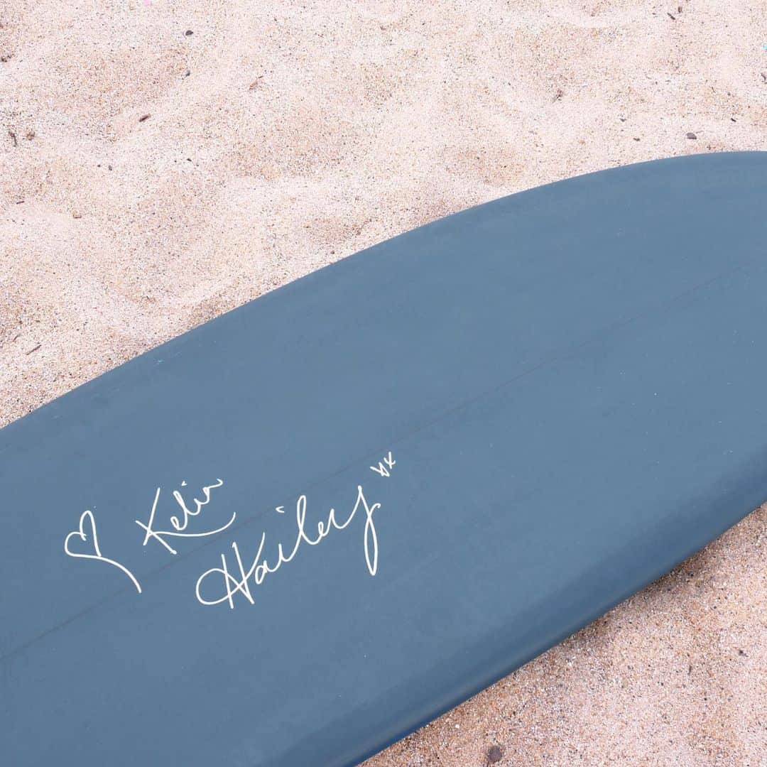 ロキシーさんのインスタグラム写真 - (ロキシーInstagram)「COMPETITION CLOSED & WINNER NOTIFIED!  To celebrate our latest #ROXYxSister collection we're giving away this custom hand shaped surfboard from @spoe_surfboards & a $400 ROXY gift voucher to kit you out for Summer  Here's how to enter:  1. Follow us @roxy  2. Like this post  3. Tag a friend & tell us one word to describe them  Competition open globally until 28th July 2019. Find terms & conditions by tapping the link in our bio. Good luck!」7月26日 0時50分 - roxy