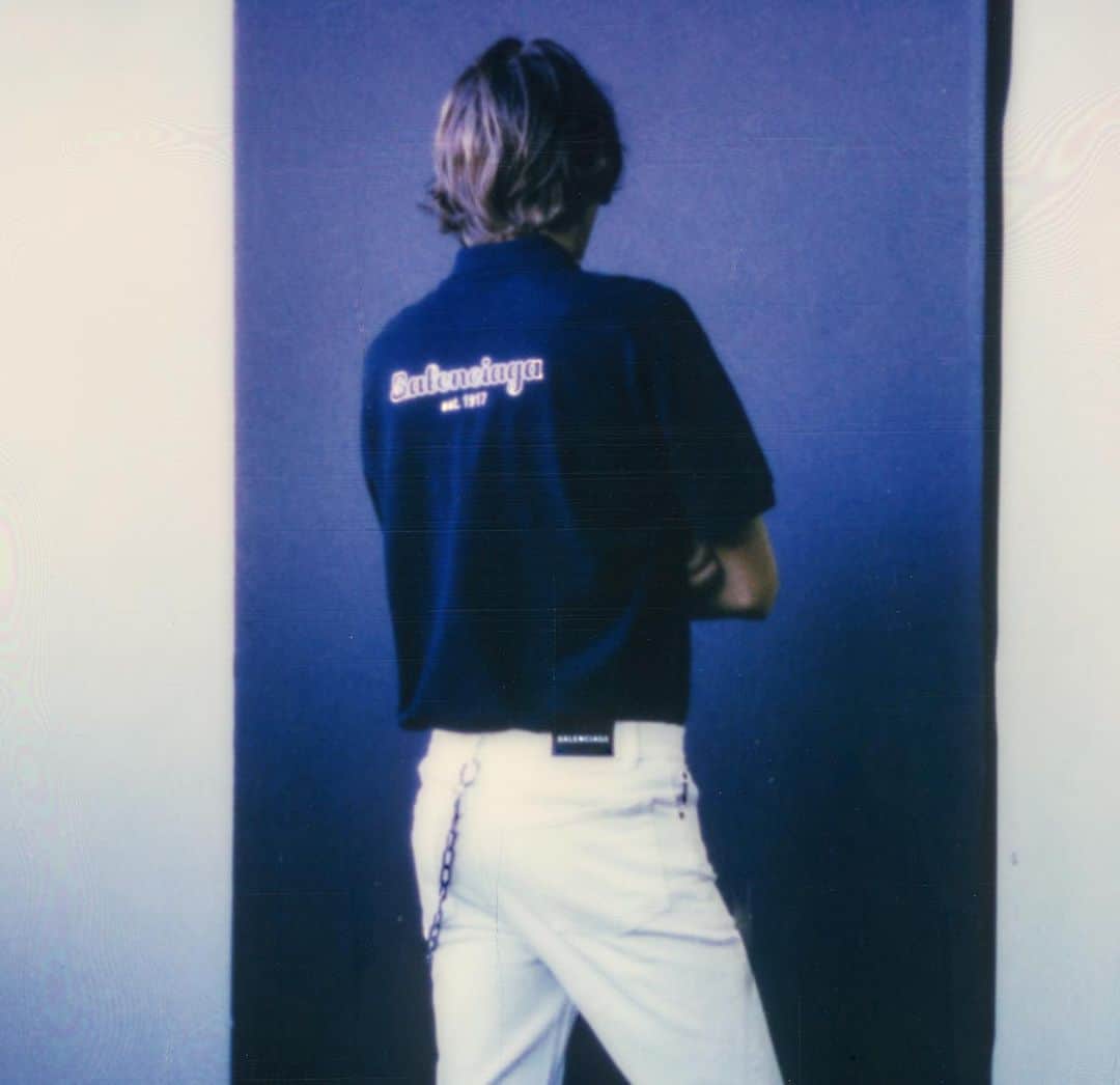 バーニーズ・ニューヨークのインスタグラム：「Over 600 new products just landed on the site. Head to our IG stories to see #WhatsNewNow.  Photographed by: @jamesparker_」