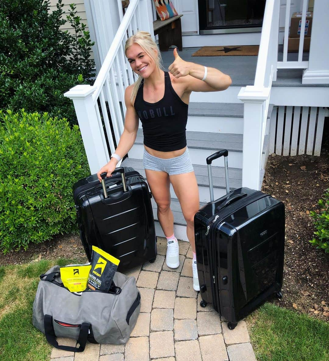 Katrin Tanja Davidsdottirさんのインスタグラム写真 - (Katrin Tanja DavidsdottirInstagram)「The hard work has been DONE! - Yep, eeeeeven the packing! 💥😜 So excited to be heading to Madison tomorrow for my 7th CrossFit Games! - We are ready. // @ascent_protein #OfficialSponsorOfHardWork」7月26日 3時19分 - katrintanja