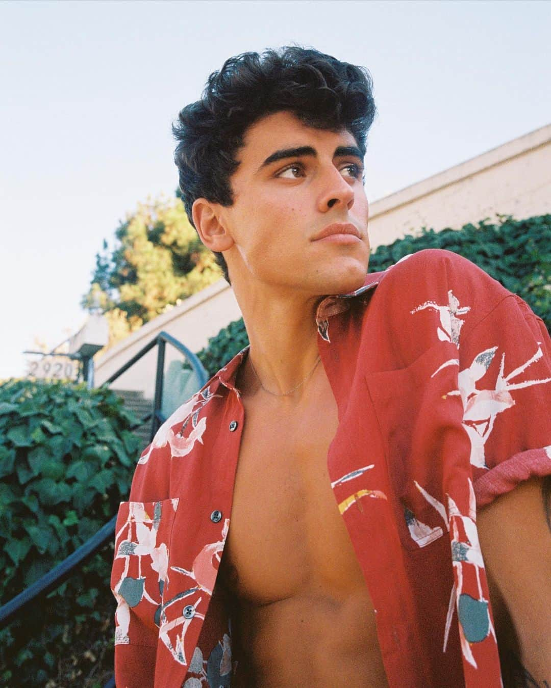 Bryant Eslavaさんのインスタグラム写真 - (Bryant EslavaInstagram)「golden hour w/ @jackgilinsky ✨ • swipe 👈 to see more photos •」7月26日 5時05分 - bryant