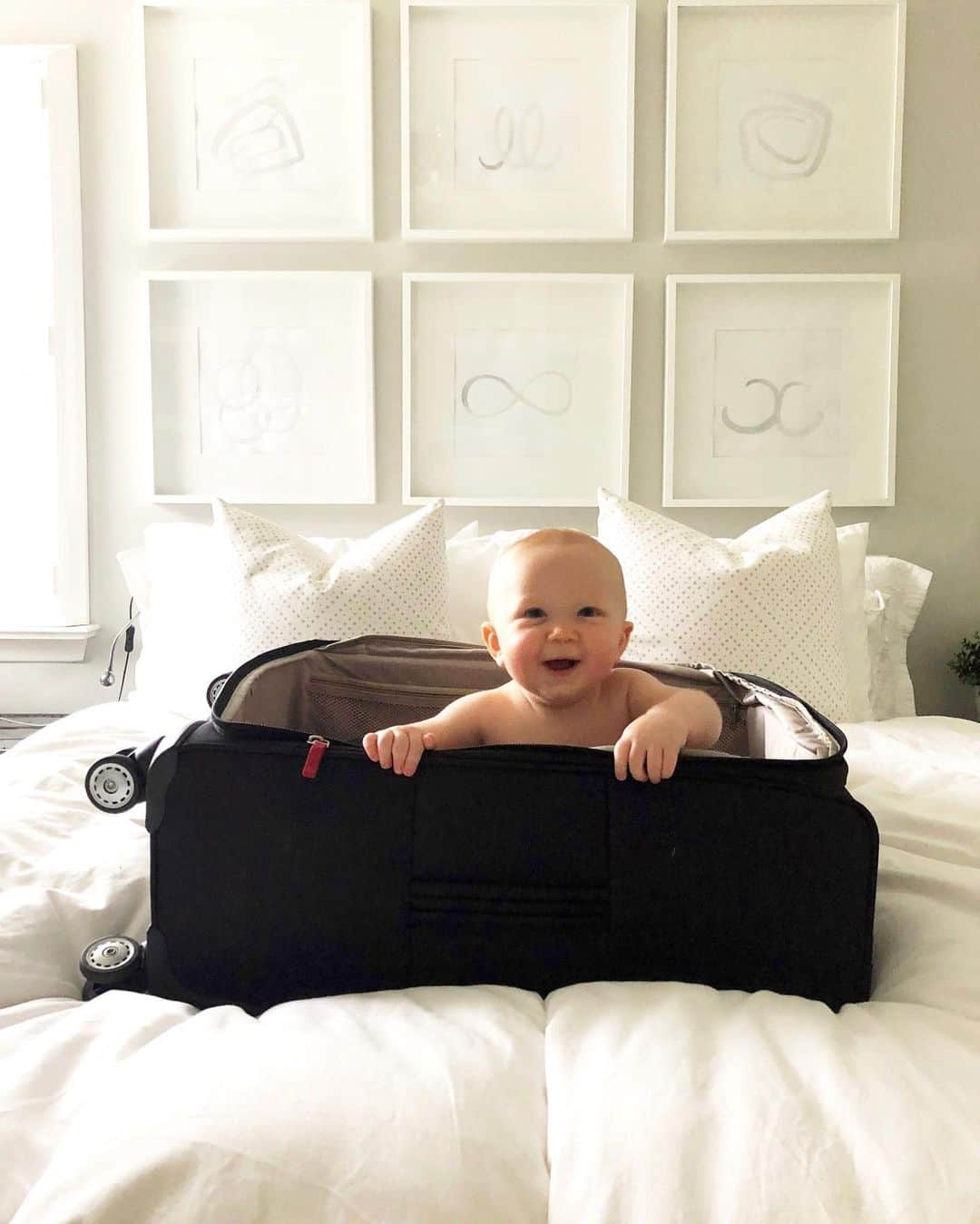 AIR CANADAさんのインスタグラム写真 - (AIR CANADAInstagram)「Pack your bags—it's peak summer travel season, baby! 📸@ellenraereid . . Fais ta valise, bébé! La période de pointe des voyages estivaux, c’est maintenant! 📸@ellenraereid」7月26日 5時00分 - aircanada