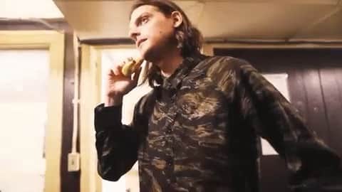 Zeds Deadのインスタグラム：「Sending out a big HAPPY BIRTHDAY to my brother @zedsdead_hooks today! 🔥🎂🔥 -DC」