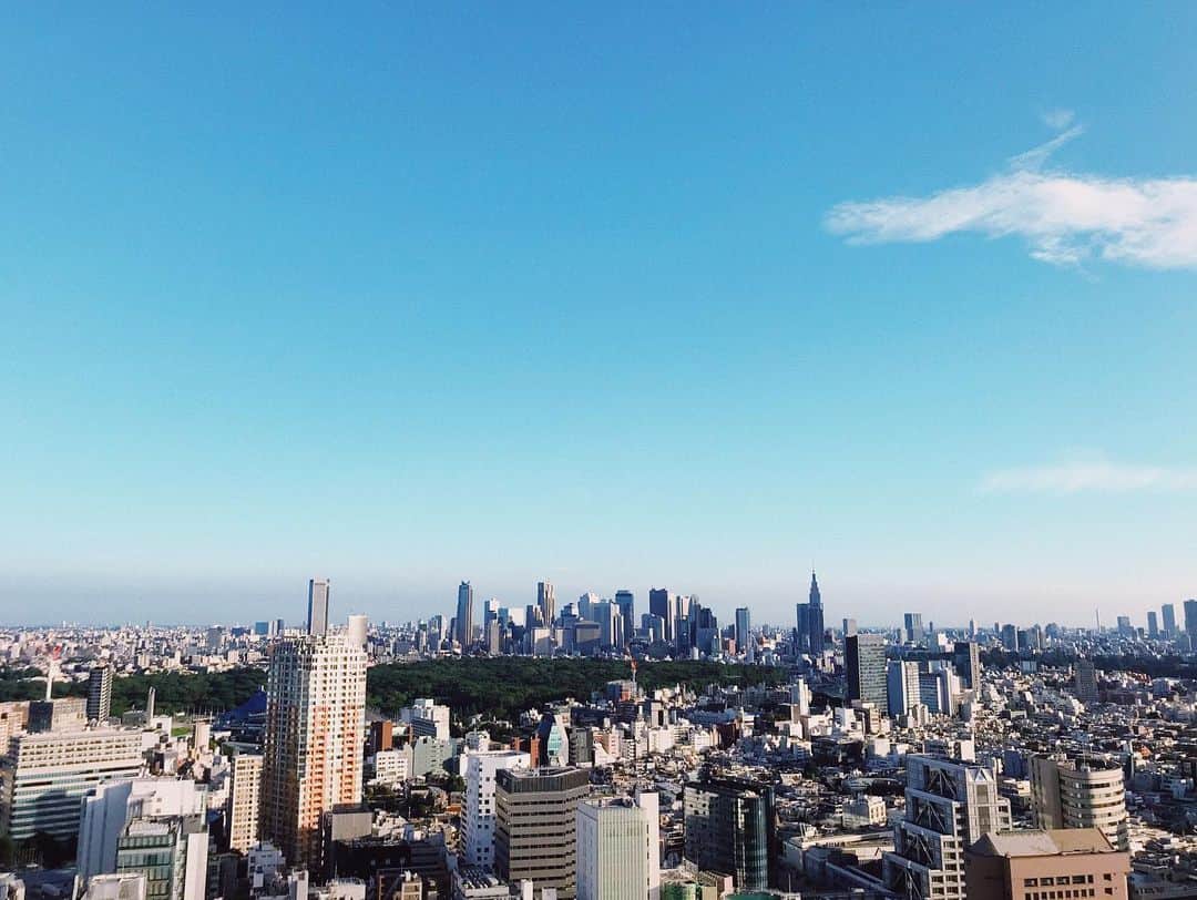 田中裕介のインスタグラム：「梅雨明けたのかな。」